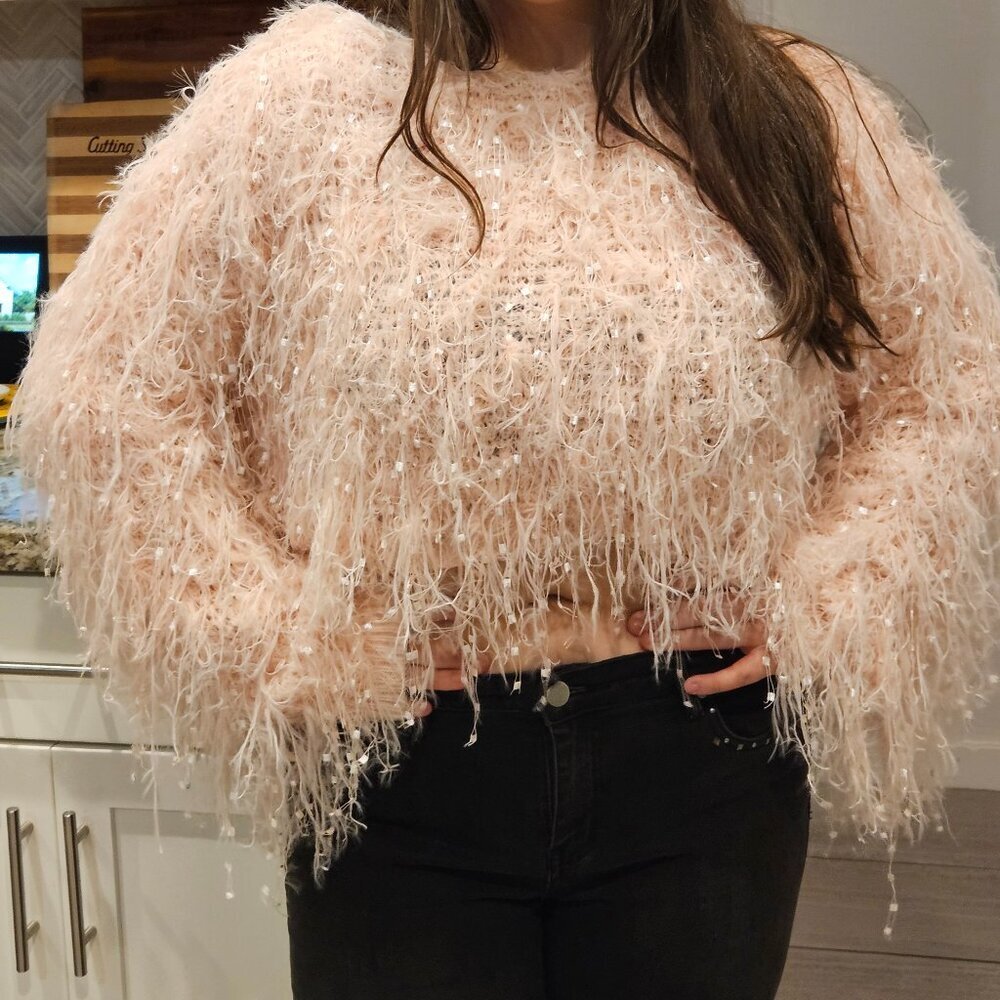 Willow and Root Pink Fuzzy Eyelash Knit Cropped Sweater size S - Picture 2 of 16